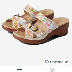 Women’s Sandals